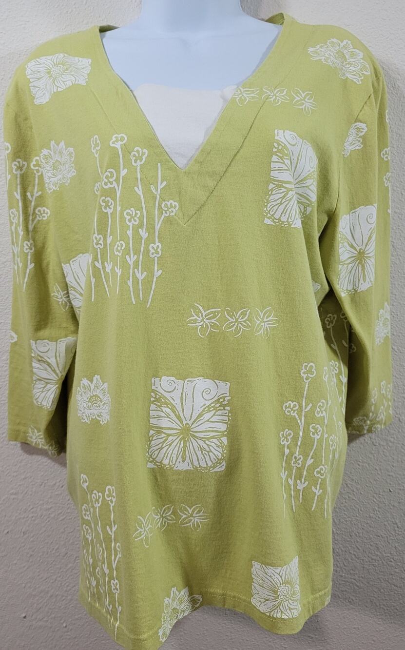 Decorated Originals Lime Green Floral Print Top Large Lightweight Vented Sides
